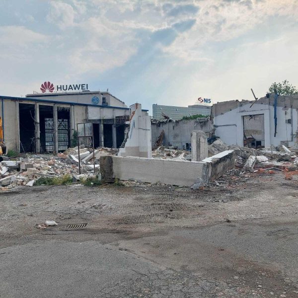 Gradska vlast nastavlja da ruši Beograd