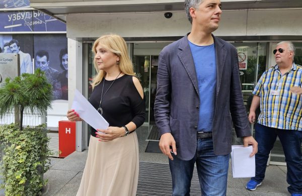 Miketić: Zahtevamo od RTS-a naše pravo da znamo sve!