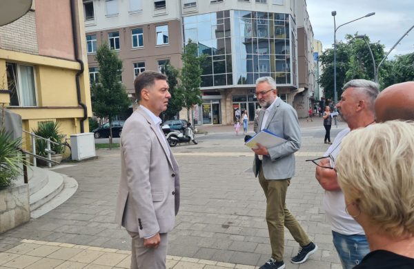 Zelenović ispred Suda u Šapcu: Borim se za istinsko poštovanje ljudskih sloboda, građanskih i političkih prava